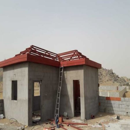 بناء مجالس خارجية: بحي التوفيق بجدة تصميم يتناغم مع الطبيعة